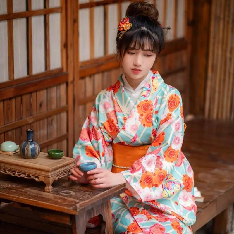 Kimono Japonais Femme Qualité 'Kasumi' - Image 2