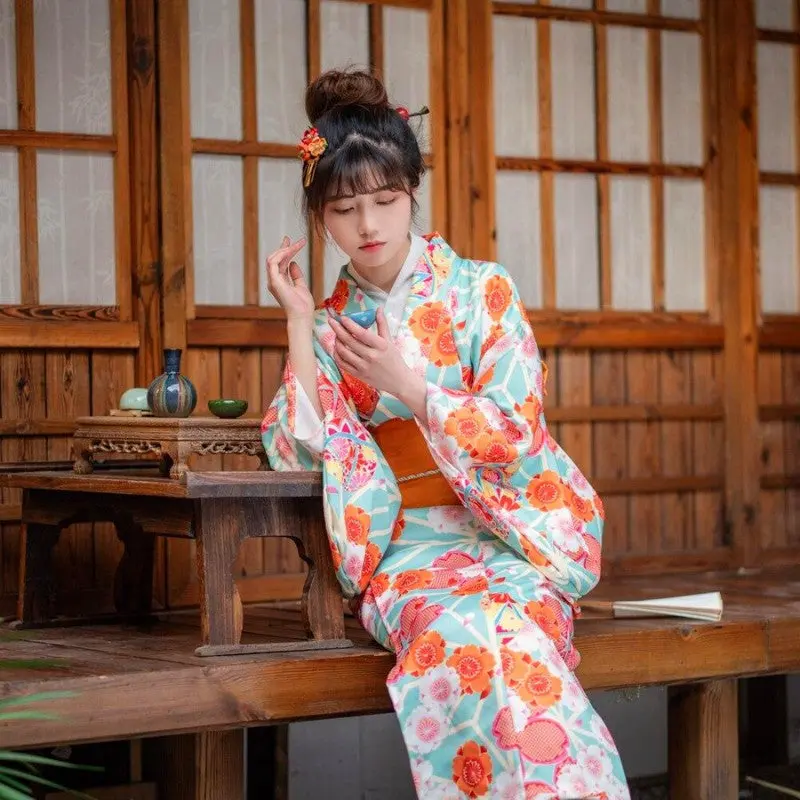 Kimono Japonais Femme Qualité 'Kasumi' - Image 3