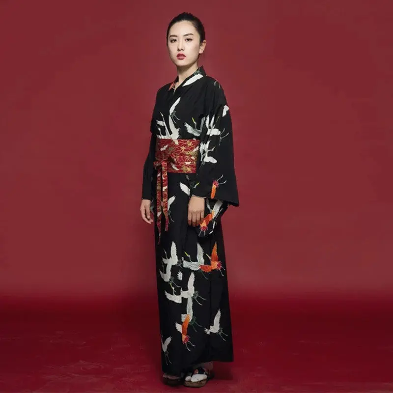 Kimono Japonais Noir Femme 'Hanaé' - Image 4